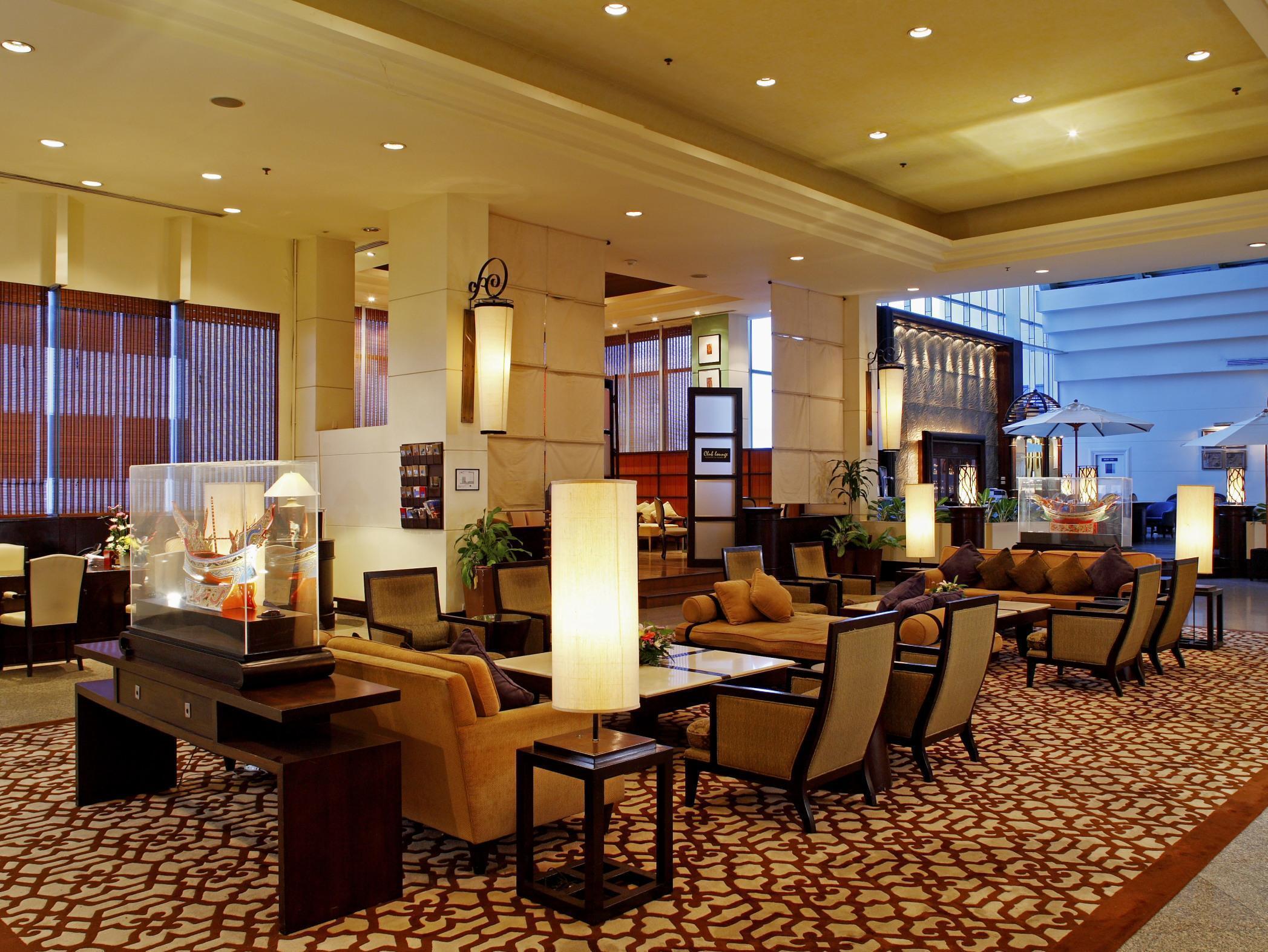 Centara Hotel Hat Yai Exterior photo