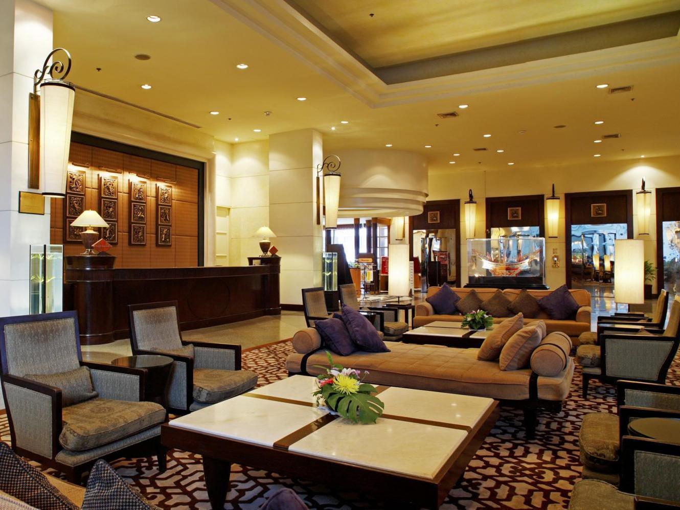 Centara Hotel Hat Yai Exterior photo
