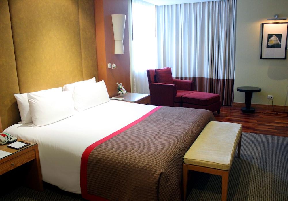 Centara Hotel Hat Yai Exterior photo